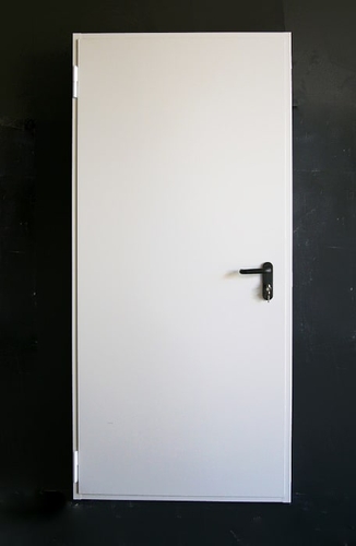 Белая огнезащитная дверь